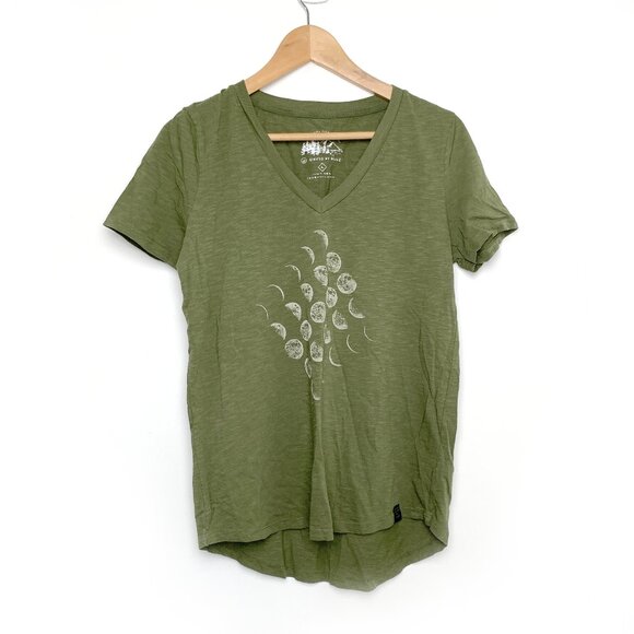 United by Blue V-neck T-shirt - Moon Graphic - Picture 1 of 5